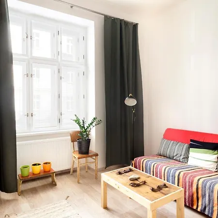One-bedroom Park Flat *
